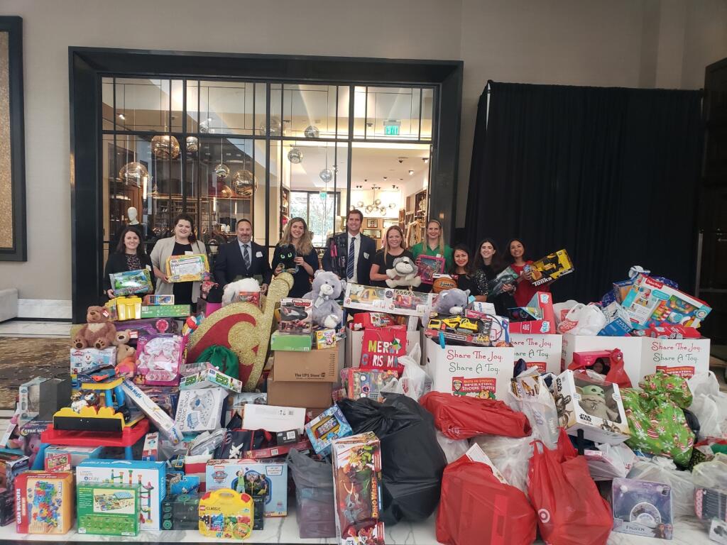 Houston BOMA Leadership Lyceum Group Hosts RecordBreaking Toy Drive